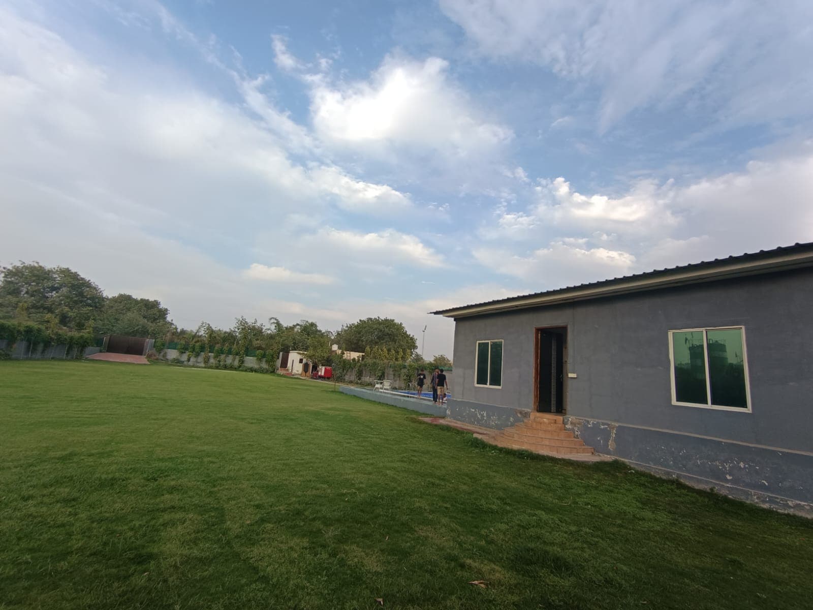 Vidhaan Farm House — Garden Lawn 02